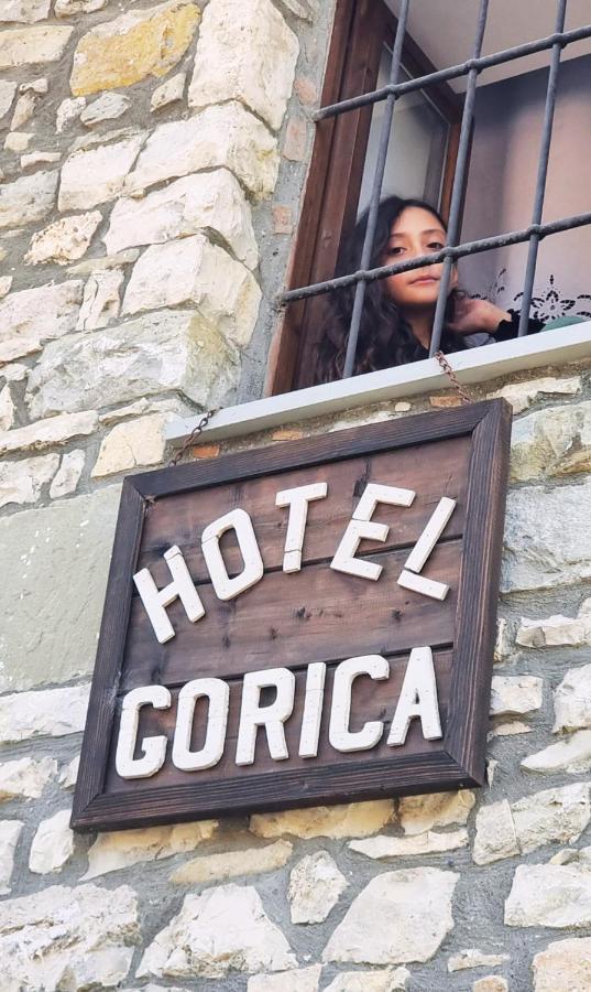 Hotel Gorica - Unesco Quarter Berat Bagian luar foto